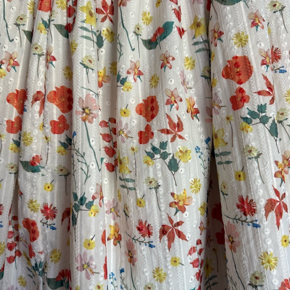 Magnolia Place White Floral Midi Skirt with Red, Green & Yellow Floral - Picture 5 of 7